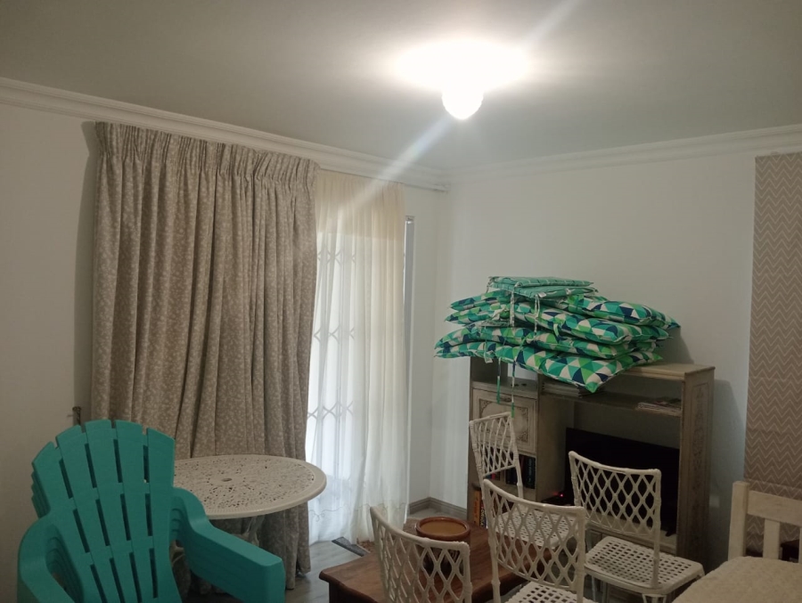 3 Bedroom Property for Sale in Wavecrest Eastern Cape